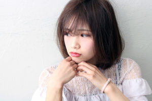 髪の色,黒,白,赤,茶色,ブロンド