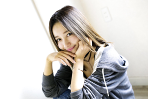 ミディアムストレートスタイル